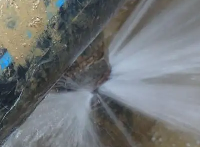 金塔卫生间测漏水施工步骤